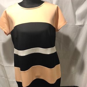 Torrid dress 14/16 Peach black & white